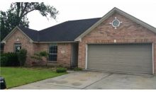 1016 Mockingbird Ln Clute, TX 77531