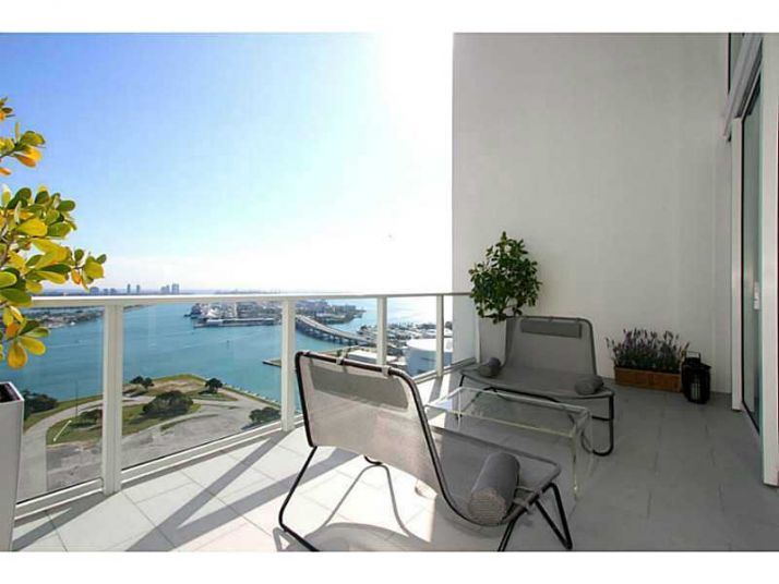 1040 BISCAYNE BLVD # 3203, Miami, FL 33132