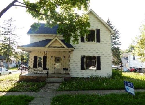546-548 Washington, Lapeer, MI 48446