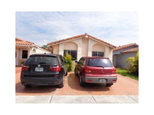 2841 W 75 ST, Hialeah, FL 33018