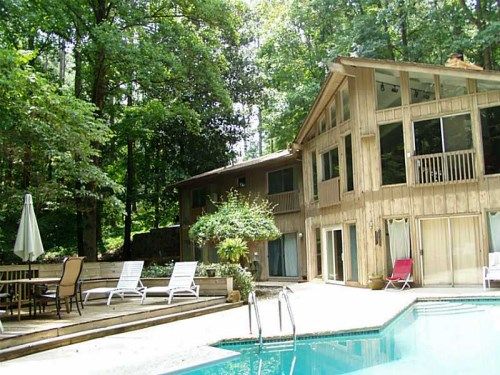 9045 Huntcliff Trace, Atlanta, GA 30350