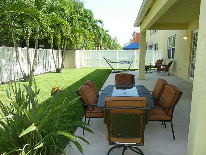 5235 SW 159TH AV, Hollywood, FL 33027