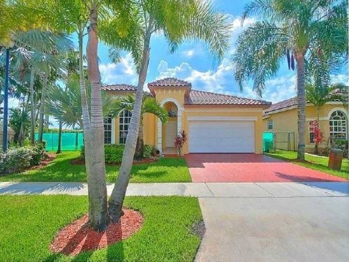 4901 SW 134 AV, Hollywood, FL 33027