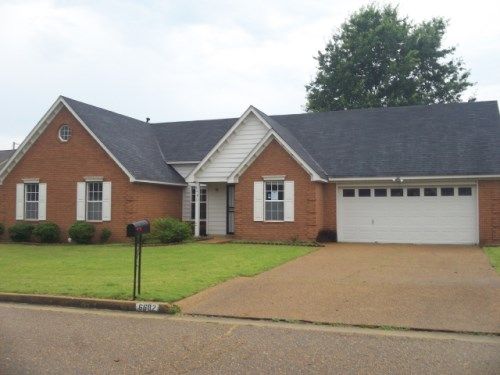6682 Autumn Wood Cv, Memphis, TN 38141