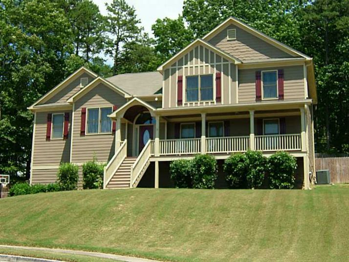 26 Spruce Street Ne, White, GA 30184