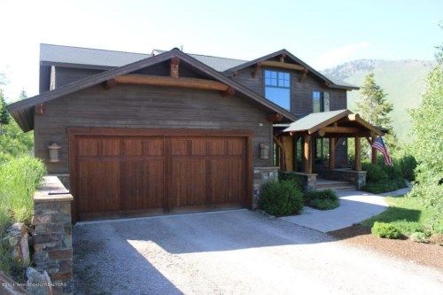 6455 S SQUAW CREEK RD, Jackson, WY 83001