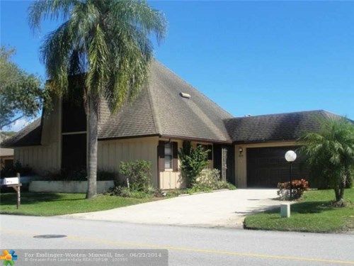 5690 SE Miles Grant Rd, Stuart, FL 34997