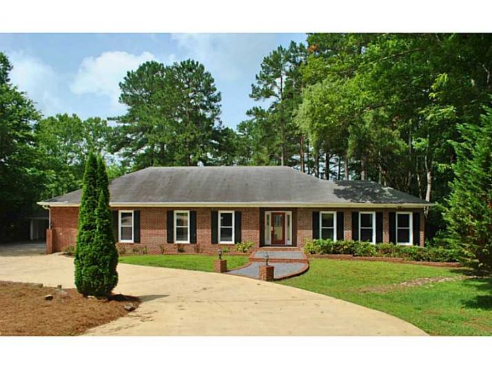 217 Lakeview Drive, Cedartown, GA 30125