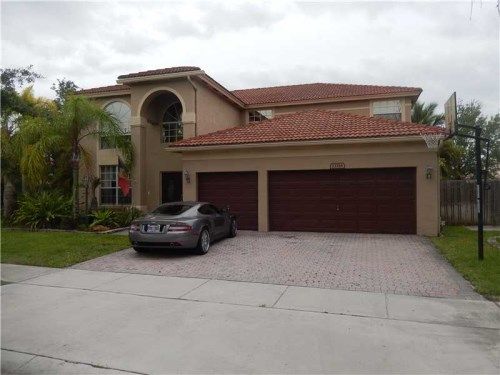 13316 NW 14 St, Hollywood, FL 33028