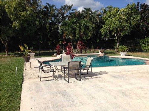 16329 NW 16 ST, Hollywood, FL 33028