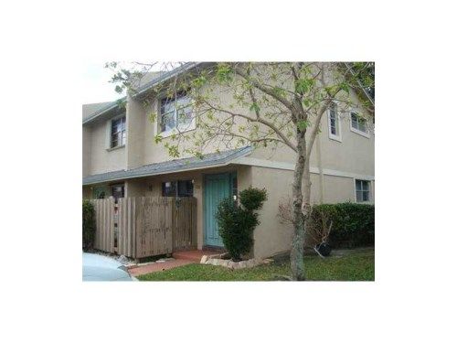 820 BANKS RD # 820, Pompano Beach, FL 33063