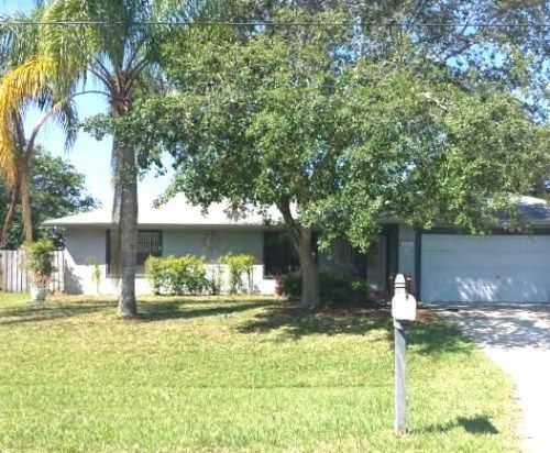 2208 SE Trillo Street, Port Saint Lucie, FL 34952