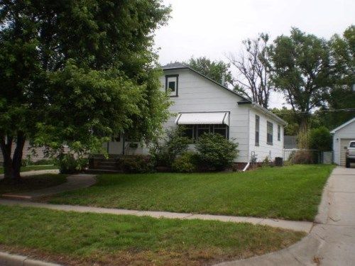 810 Webster Ave, Hastings, NE 68901