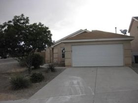 1943 Shadetree Dr SW, Albuquerque, NM 87121