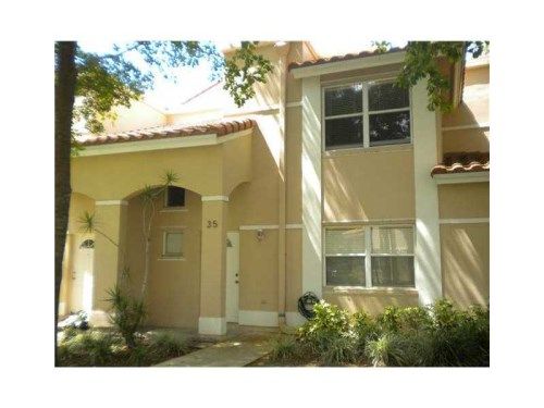 543 RACQUET CLUB RD # 35, Fort Lauderdale, FL 33326