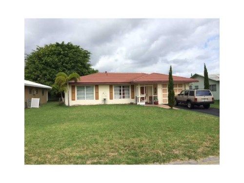 8013 NW 105 AV, Fort Lauderdale, FL 33321