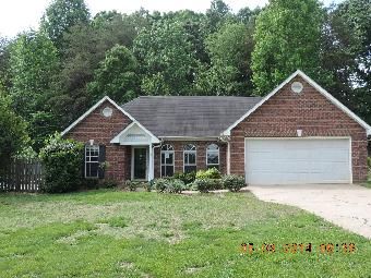 1435 Julius Dr, Salisbury, NC 28147