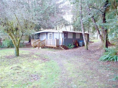 240 E Shore Dr, Grapeview, WA 98546