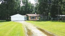 1018e Hurd Rd Clio, MI 48420