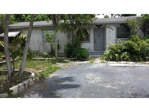 6342 SW 1 ST, Pompano Beach, FL 33068
