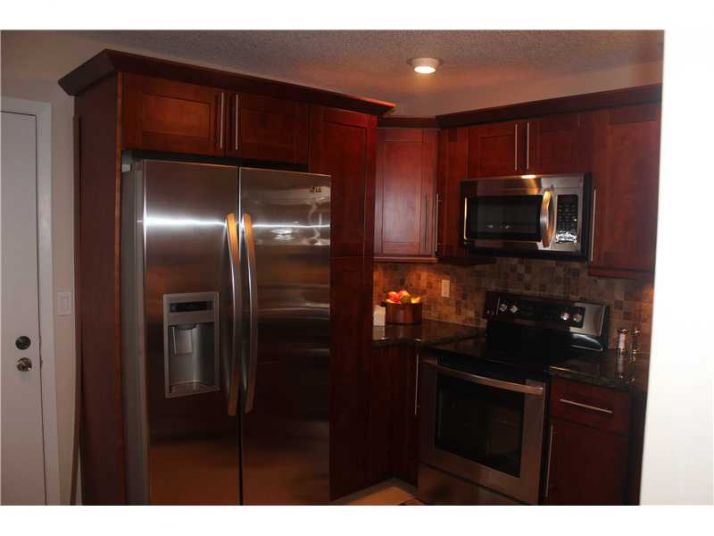 10071 NW 51 LN, Miami, FL 33178