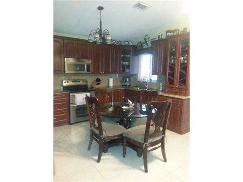 3147 W 70 TE, Hialeah, FL 33018