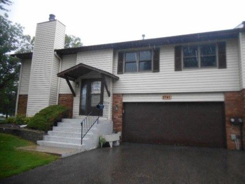 3741 Goodwin Ave N, Saint Paul, MN 55128