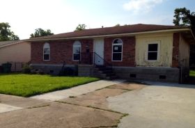 5812 Segnette Drive, Marrero, LA 70072