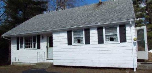 25 Quaker Road, Carver, MA 02330
