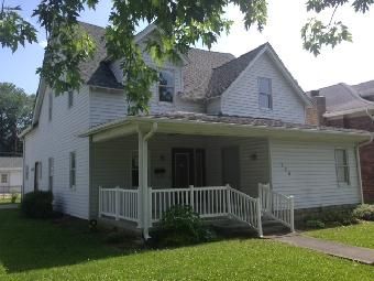726 Blackman St, Clinton, IN 47842