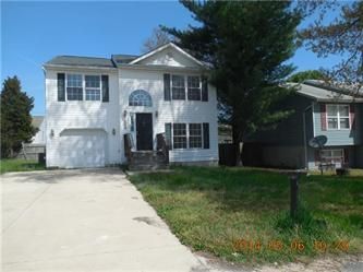 758 207th St, Pasadena, MD 21122