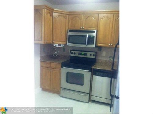 7500 NW 30th Pl # 203, Fort Lauderdale, FL 33313