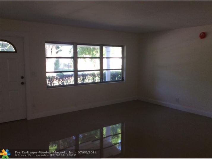 313 SW 4TH ST, Boynton Beach, FL 33435