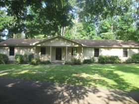 3520 Fernwood, Benton, AR 72015