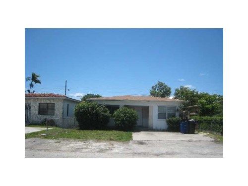 647 NW 3RD CT, Hallandale, FL 33009