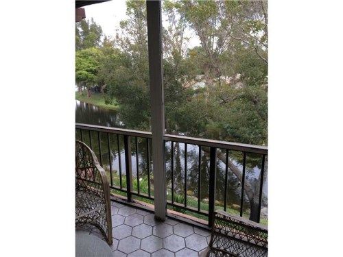 3670 INVERRARY DR # 3X, Fort Lauderdale, FL 33319