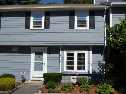 7 Robin Apt Circle, Norton, MA 02766