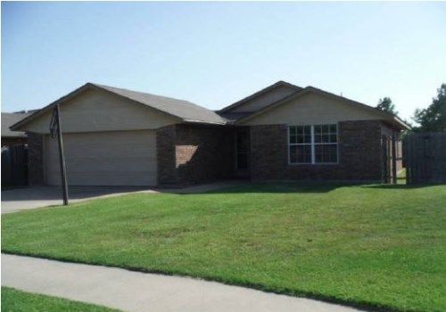 2401 SW 43rd Street, Lawton, OK 73505