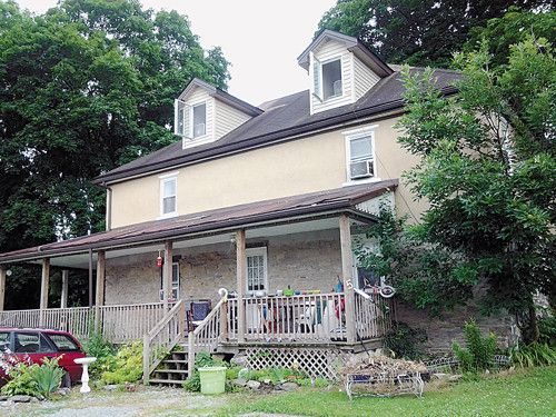 5 & 7 N. Singer Avenue, Gordonville, PA 17529