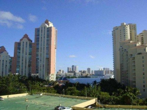 3300 NE 191 ST ST # 816, Miami, FL 33180