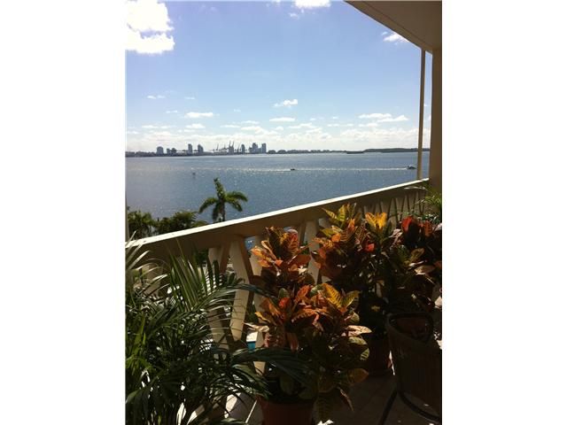 1430 BRICKELL BAY DR # 801, Miami, FL 33131