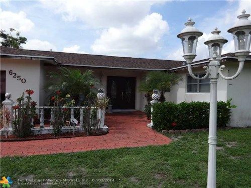 6250 SW 4TH PL, Pompano Beach, FL 33068
