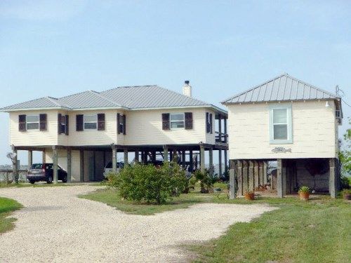 384 Egery Island Rd, Taft, TX 78390