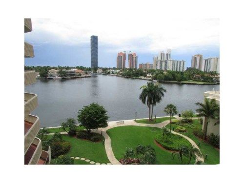 19707 TURNBERRY WY # 6-F, Miami, FL 33180