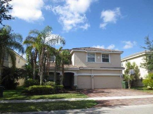 16226 SW 16TH ST, Hollywood, FL 33027