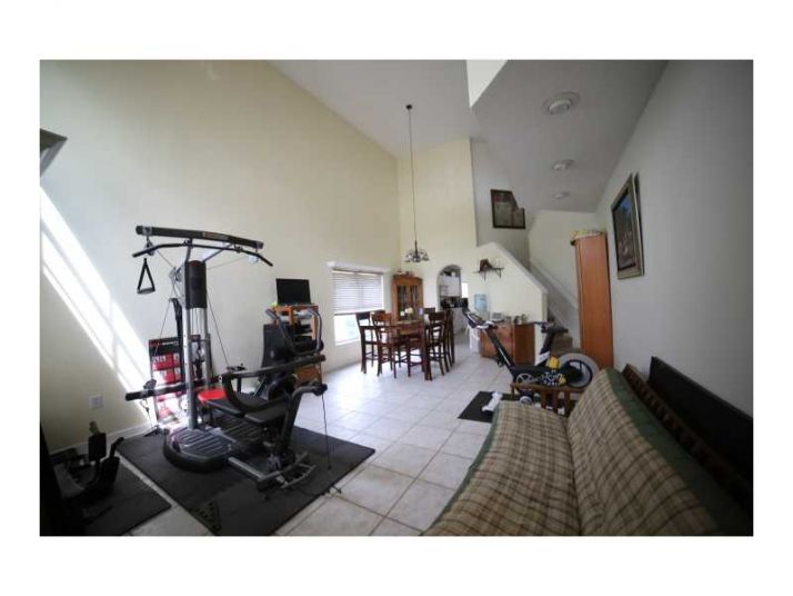 20341 SW 1 ST, Hollywood, FL 33029