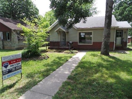 3234 Oak Ridge Dr, Joplin, MO 64804