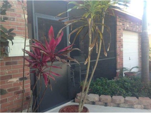 208 SW 2 AV, Hallandale, FL 33009