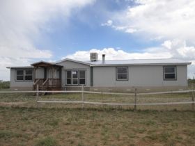 6 Seville Ave, Moriarty, NM 87035