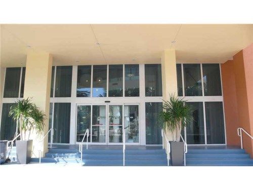 18800 NE 29 AV # 916, Miami, FL 33180